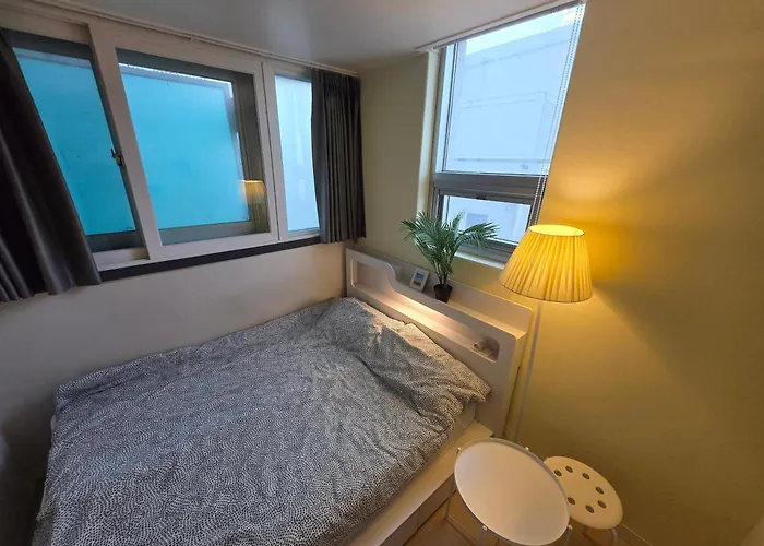 W House 506 Queen 1Bedroom