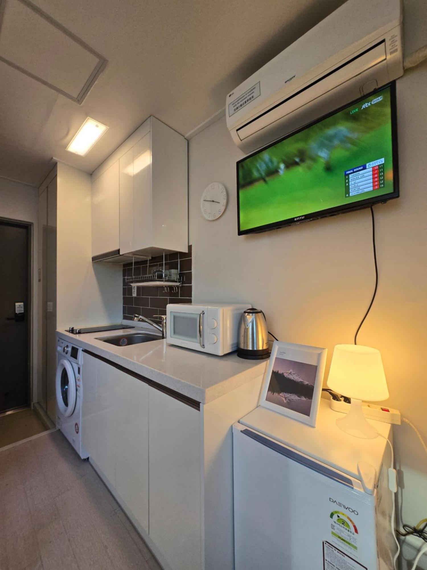 W House 506 Queen 1bedroom Seoul
