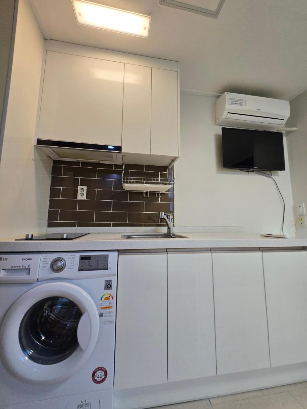 W House 506 Queen 1bedroom * Seoul